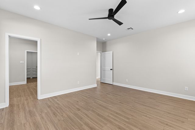 119 Paddle Boat Court, Robinson, TX 76706
