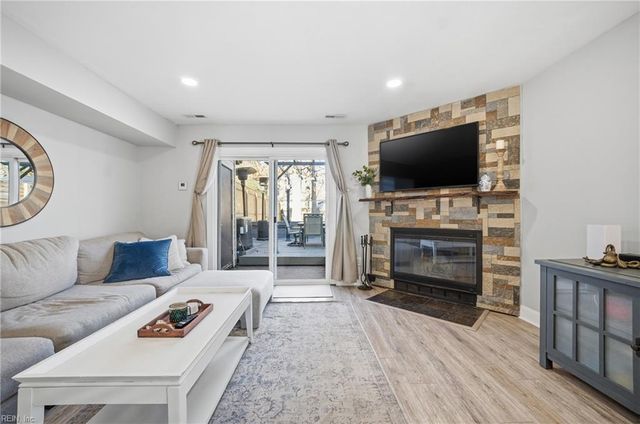 841 12th ST, Virginia Beach, VA 23451