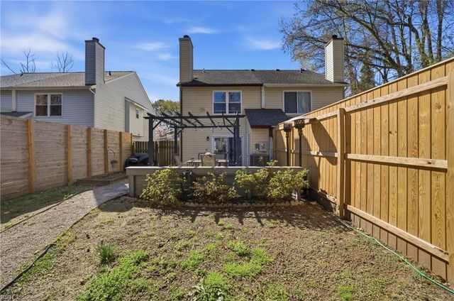 841 12th ST, Virginia Beach, VA 23451