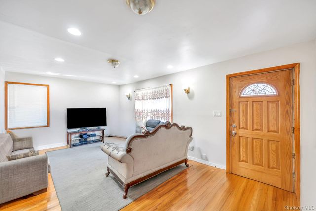 191-15 119th Avenue, Saint Albans, NY 11412