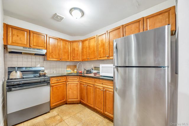 191-15 119th Avenue, Saint Albans, NY 11412