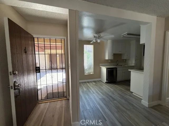 1000 W Macarthur Boulevard 84, Santa Ana, CA 92707