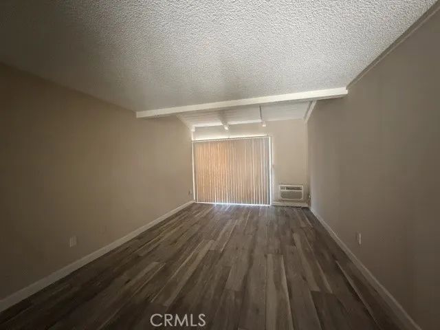 1000 W Macarthur Boulevard 84, Santa Ana, CA 92707