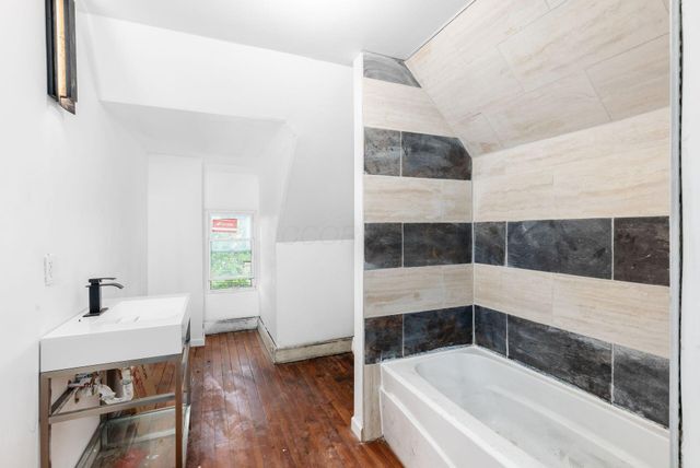 250-252 N Monroe Avenue, Columbus, OH 43203