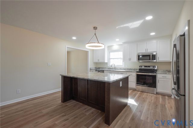 112 Princeton Rd, Colonial Heights, VA 23834