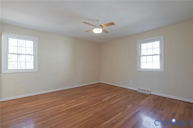 112 Princeton Rd, Colonial Heights, VA 23834