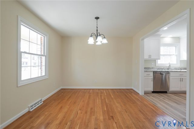 112 Princeton Rd, Colonial Heights, VA 23834