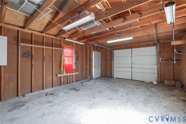 112 Princeton Rd, Colonial Heights, VA 23834