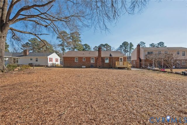 112 Princeton Rd, Colonial Heights, VA 23834