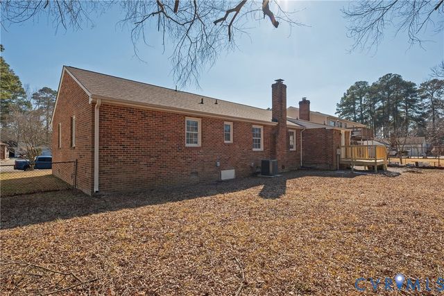 112 Princeton Rd, Colonial Heights, VA 23834