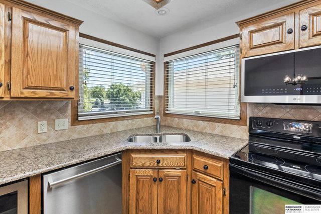 804 Beaver Lake Boulevard, Plattsmouth, NE 68048