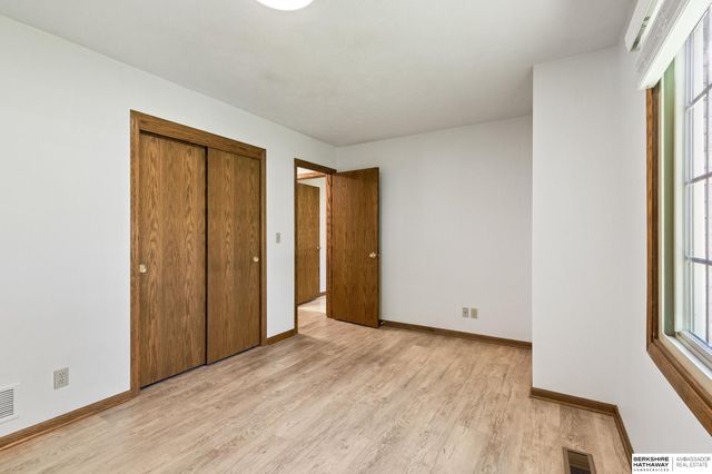 804 Beaver Lake Boulevard, Plattsmouth, NE 68048
