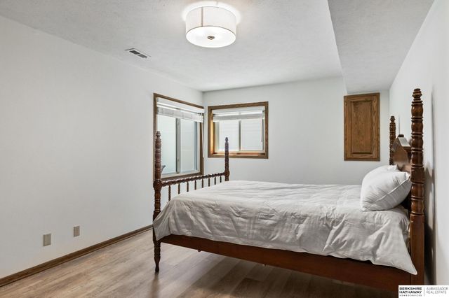 804 Beaver Lake Boulevard, Plattsmouth, NE 68048