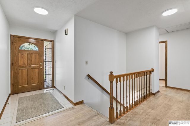 804 Beaver Lake Boulevard, Plattsmouth, NE 68048