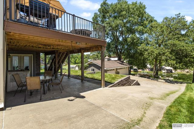 804 Beaver Lake Boulevard, Plattsmouth, NE 68048