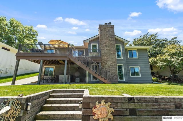 804 Beaver Lake Boulevard, Plattsmouth, NE 68048