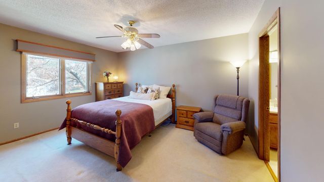 609 20th Avenue SW, Rochester, MN 55902