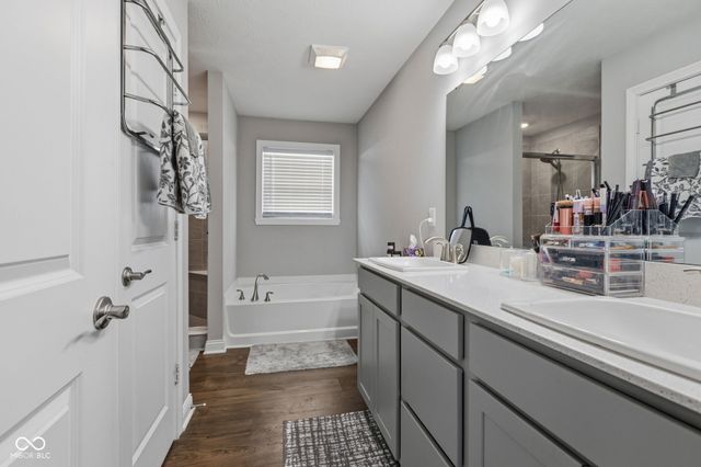 17661 Free Spirit Way, Westfield, IN 46074