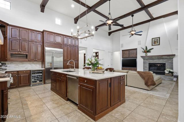 5628 E LIBBY Street, Scottsdale, AZ 85254
