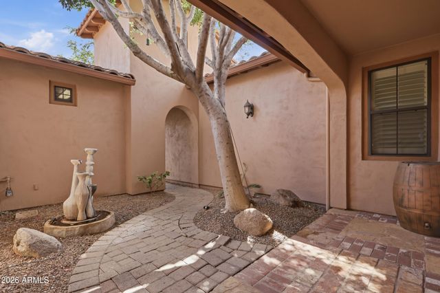 5628 E LIBBY Street, Scottsdale, AZ 85254