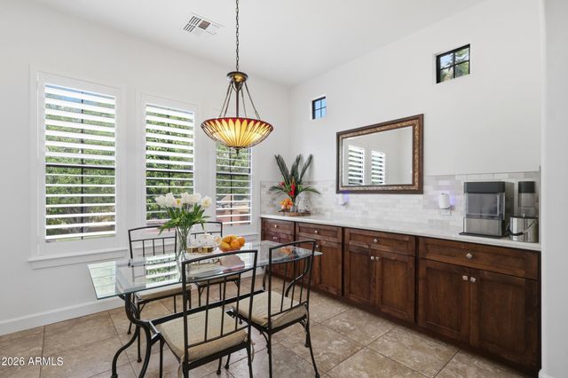 5628 E LIBBY Street, Scottsdale, AZ 85254