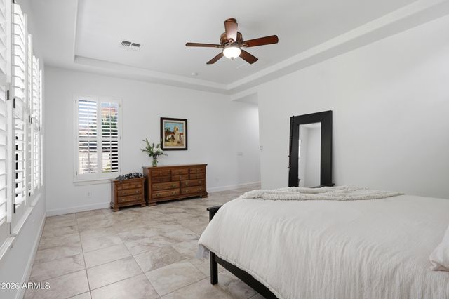 5628 E LIBBY Street, Scottsdale, AZ 85254
