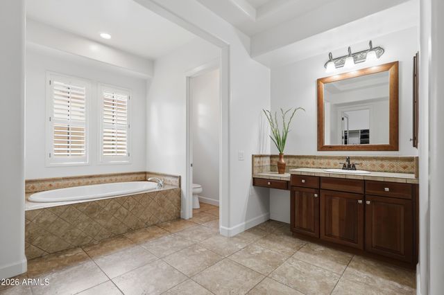 5628 E LIBBY Street, Scottsdale, AZ 85254