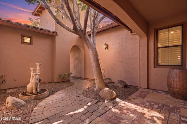 5628 E LIBBY Street, Scottsdale, AZ 85254