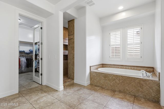 5628 E LIBBY Street, Scottsdale, AZ 85254