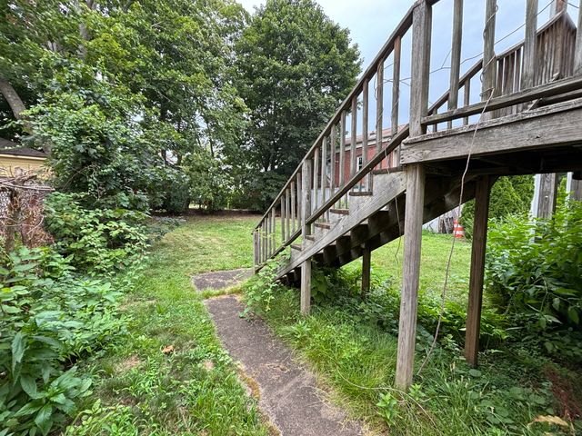 25 Clinton Avenue, Middletown, CT 06457