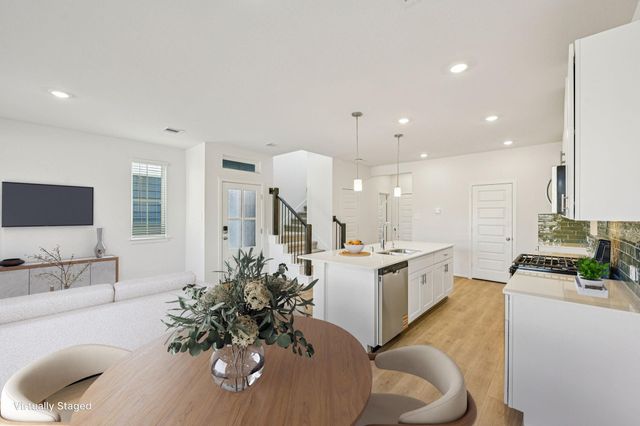 721 Sand Dollar Drive, Kemah, TX 77565