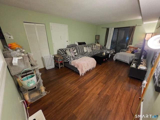 11 Darling Street H, Southington, CT 06489