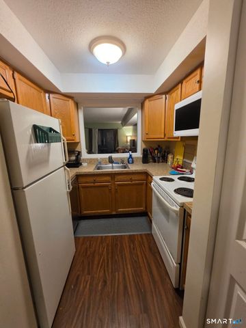 11 Darling Street H, Southington, CT 06489