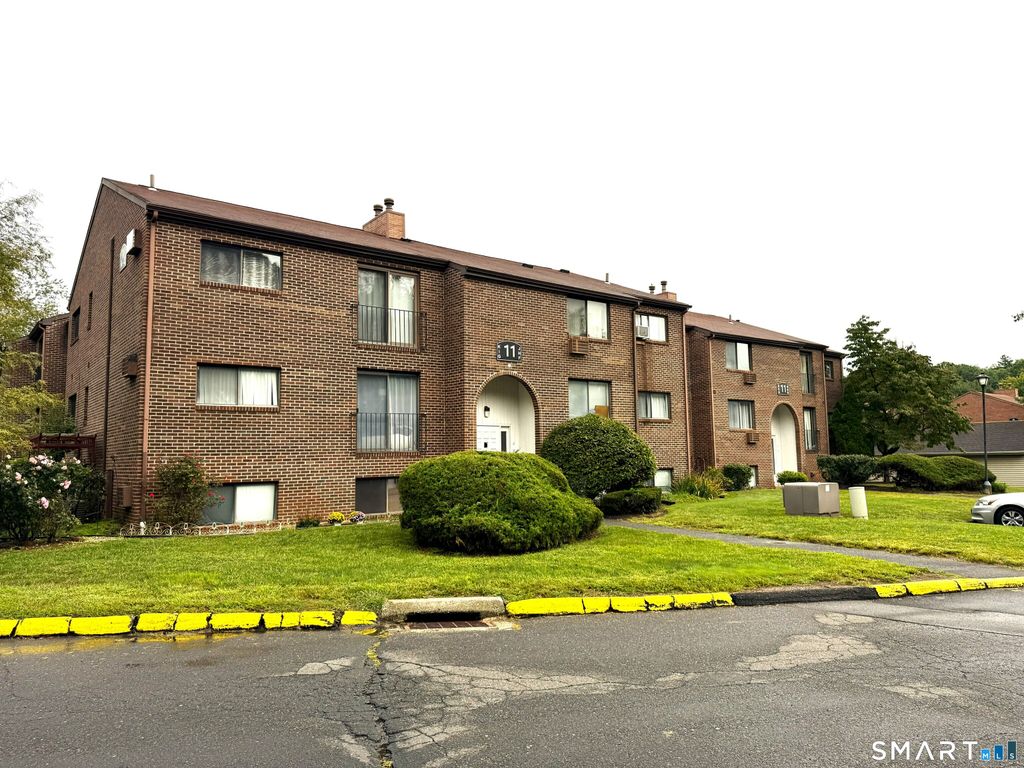 11 Darling Street H, Southington, CT 06489