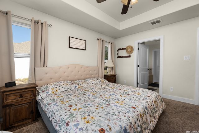 103 Muirfield, La Vernia, TX 78121