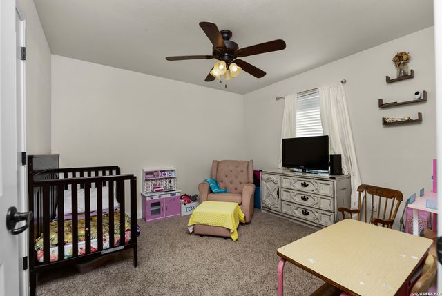 103 Muirfield, La Vernia, TX 78121