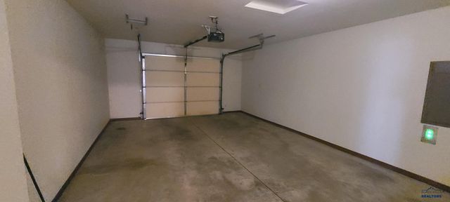 2017 MEADOW LANE, Rapid City, SD 57703