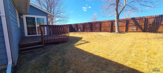 2017 MEADOW LANE, Rapid City, SD 57703