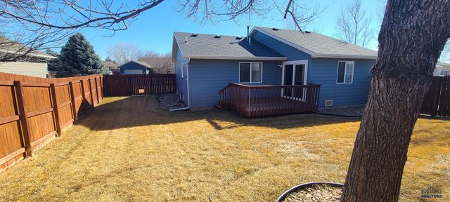 2017 MEADOW LANE, Rapid City, SD 57703