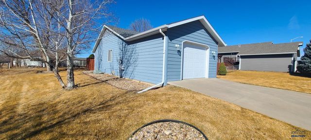 2017 MEADOW LANE, Rapid City, SD 57703