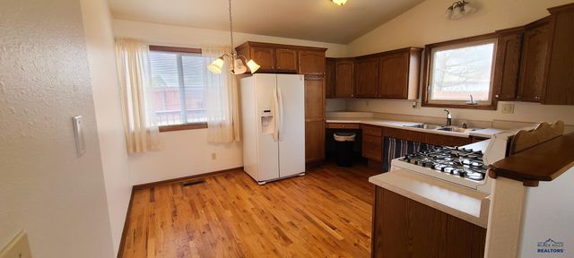 2017 MEADOW LANE, Rapid City, SD 57703