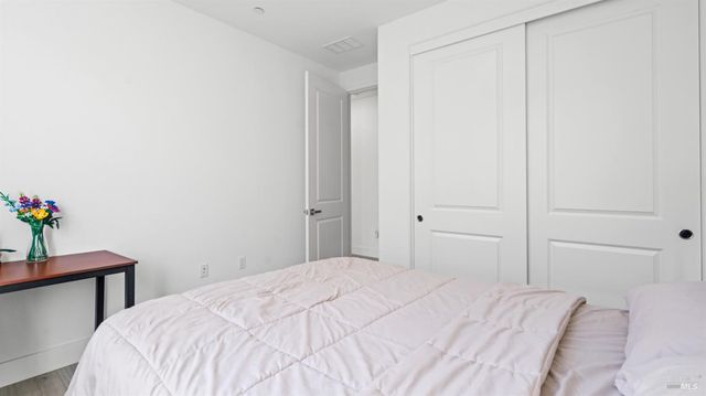 450 Baler Cir, Vacaville, CA 95687