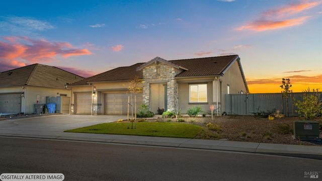 450 Baler Cir, Vacaville, CA 95687