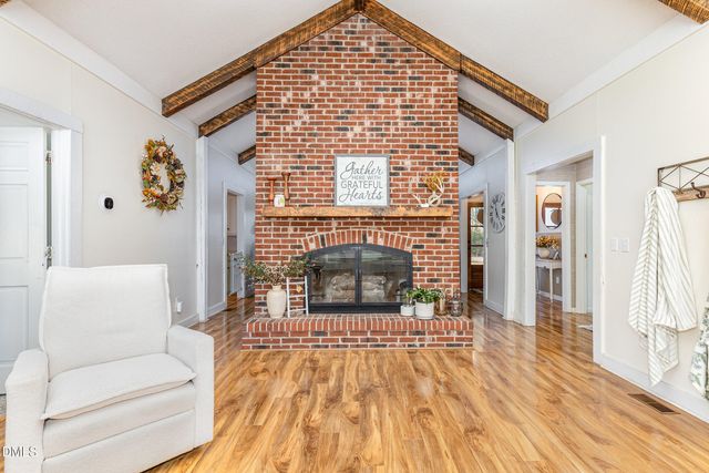 200 Hermitage Lane, Mount Olive, NC 28365