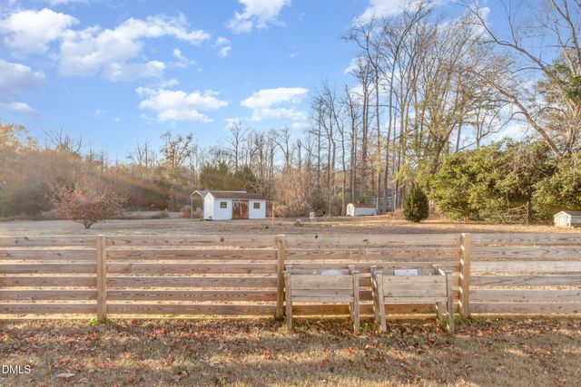 200 Hermitage Lane, Mount Olive, NC 28365