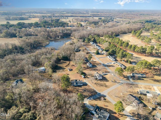 200 Hermitage Lane, Mount Olive, NC 28365