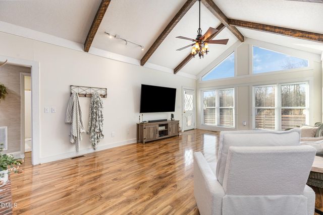 200 Hermitage Lane, Mount Olive, NC 28365