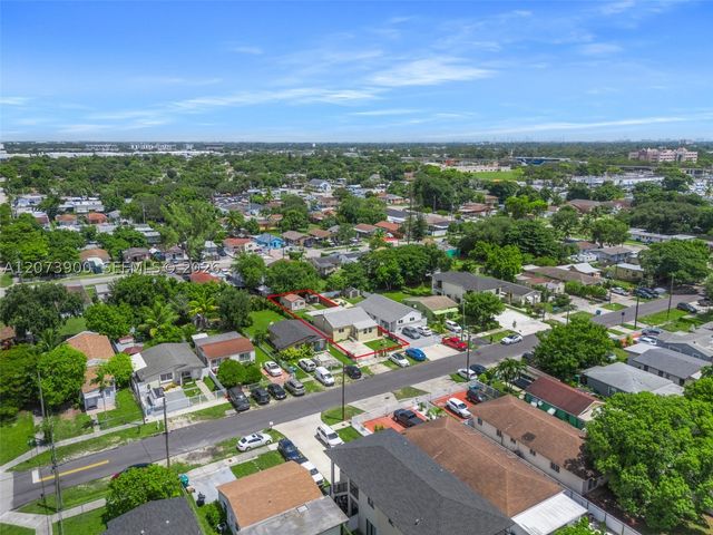3073 NW 59th St, Miami, FL 33142