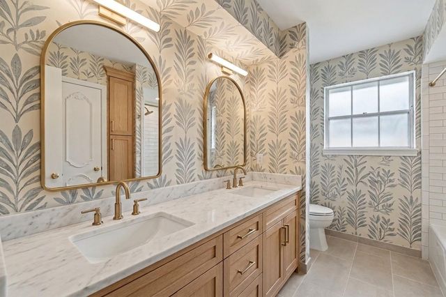 7827 Meadowbriar Lane, Houston, TX 77063