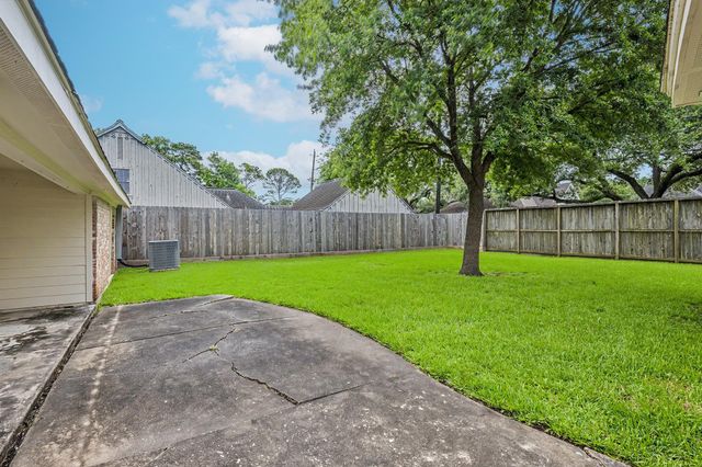 7827 Meadowbriar Lane, Houston, TX 77063